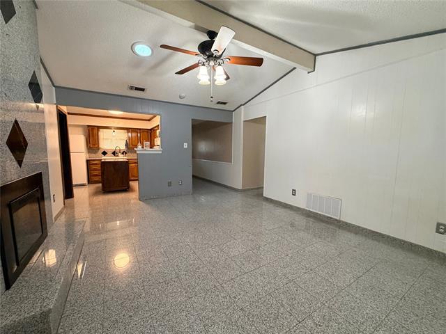 1226 Linkwood Ln Lancaster, TX 75146 photo 4