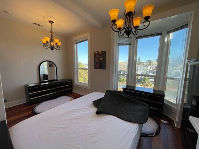 2548 Sutter Street, San Francisco, CA 94115 photo 4