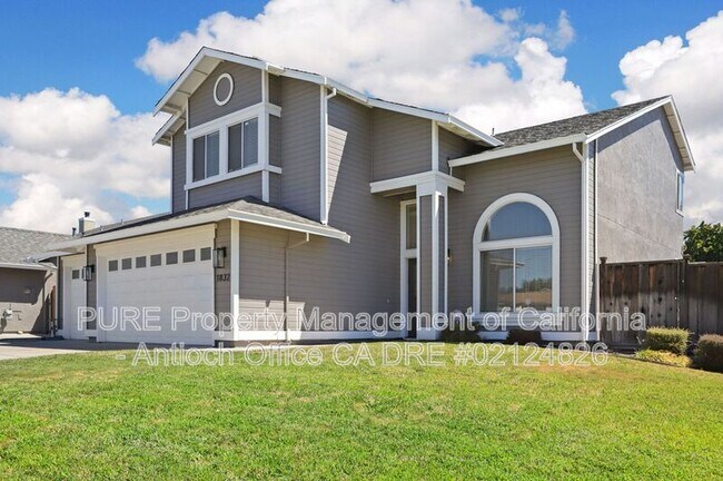 1832 Fairhaven Wy photo 2