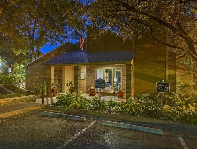 11441 N Interstate Hwy 35 Austin, TX 78753 photo 2