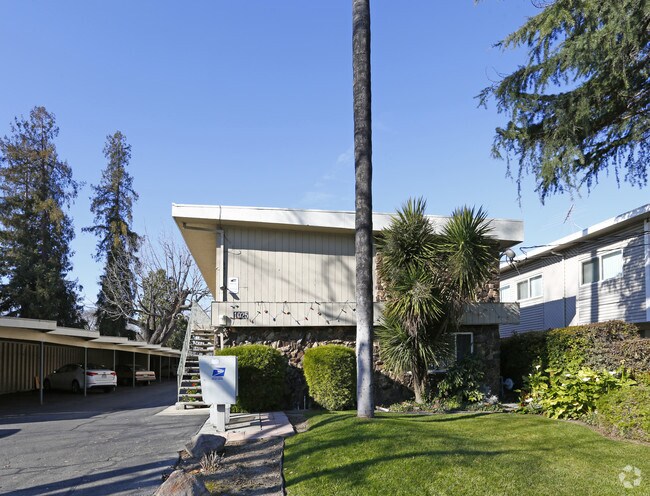 Minnesota Glen Apartments photo 3