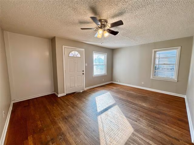 5856 Trigg Dr Westworth Village, TX 76114 photo 2