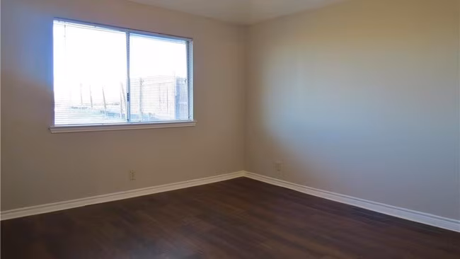 1260 Hilltop Dr San Marcos, TX 78666 photo 5