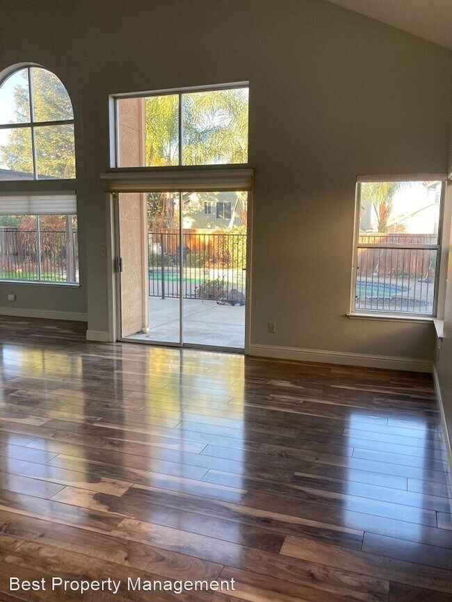 785 Oneil Ct Tracy, CA 95376 photo 3