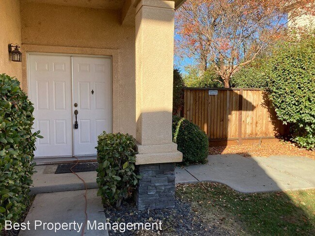 785 Oneil Ct Tracy, CA 95376 photo 2