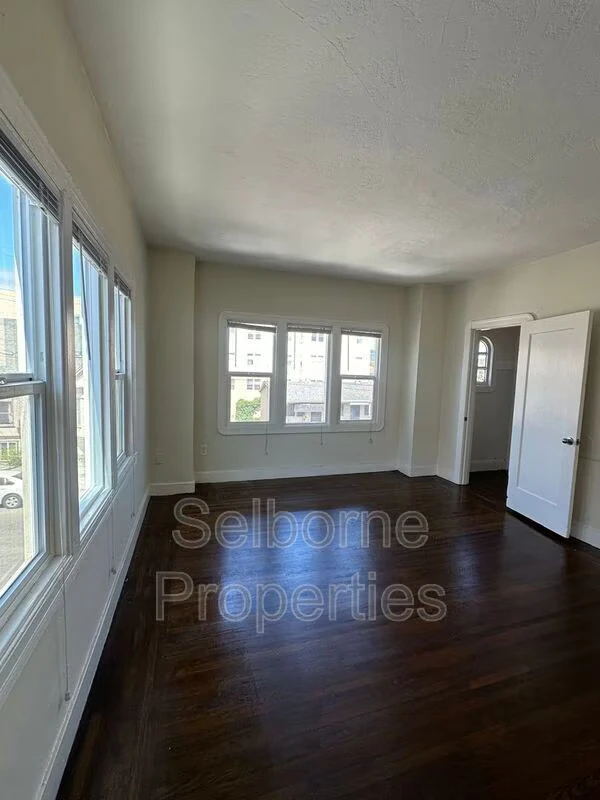 1009 E 22nd St Oakland, CA 94606 photo 5