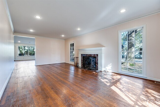 6255 Deloache Ave Dallas, TX 75225 photo 3
