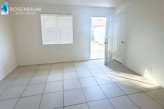 10831 N 18th Ave Phoenix, AZ 85029 photo 4