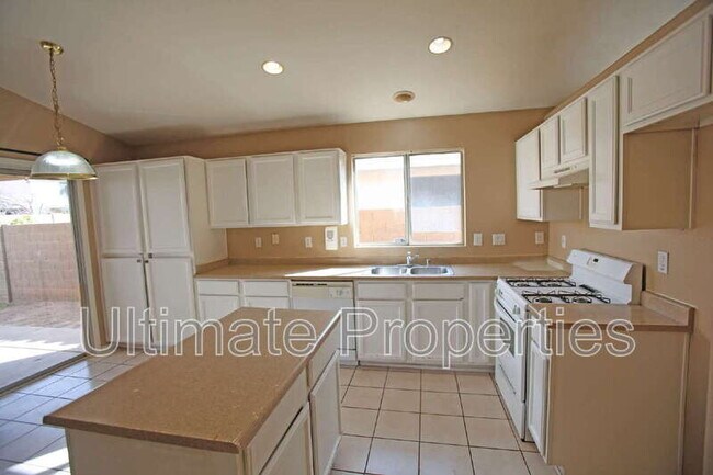 4120 W Wethersfield Rd Phoenix, AZ 85029 photo 4