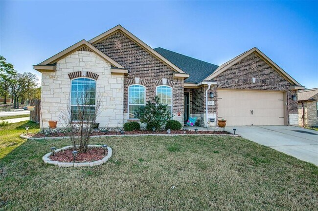 2401 Fall Leaf Court, Denton, TX 76209 photo 2