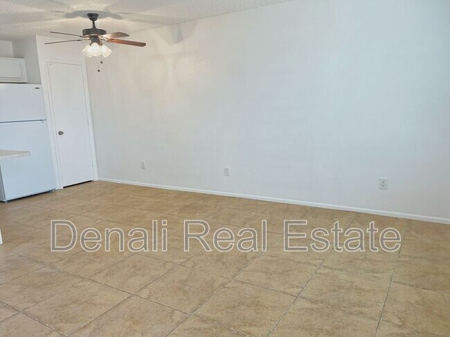 498 E Mesquite Ave Apache Junction, AZ 85119 photo 3