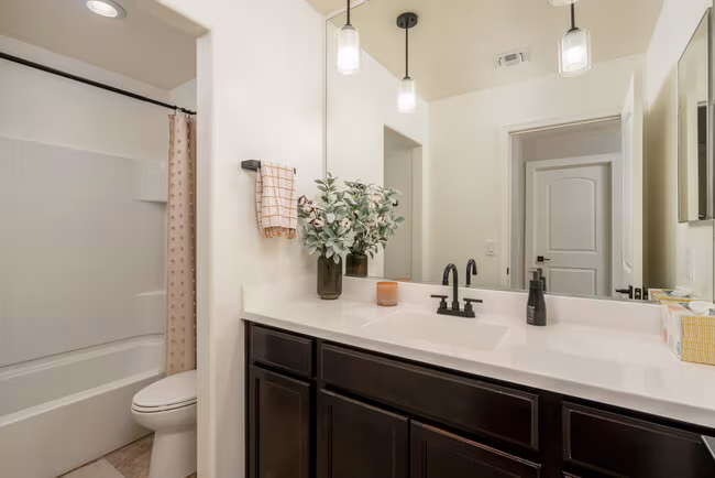 9336 W Georgia Ave Glendale, AZ 85305 photo 4