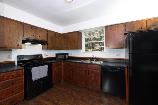 833 Old Ranch Rd 12 San Marcos, TX 78666 photo 4