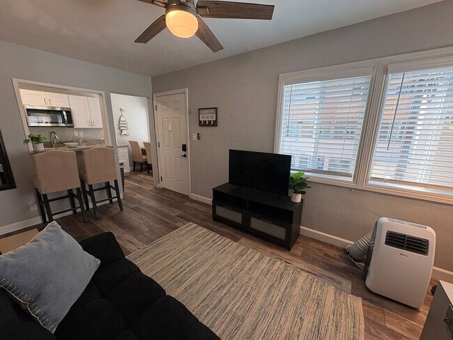 3759 Strandway San Diego, CA 92109 photo 2