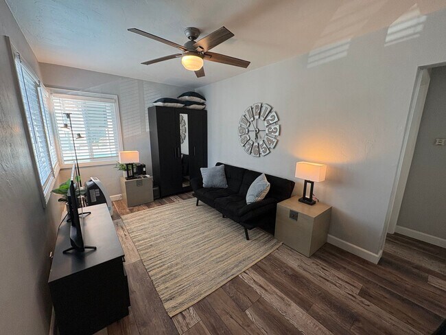 3759 Strandway San Diego, CA 92109 photo 5
