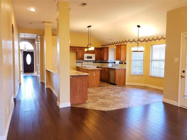 10712 Red Cedar Dr Frisco, TX 75035 photo 4