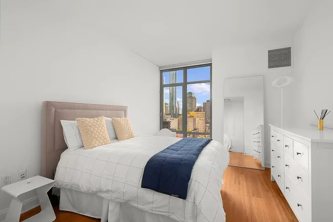 57 Reade St New York, NY 10007 photo 2