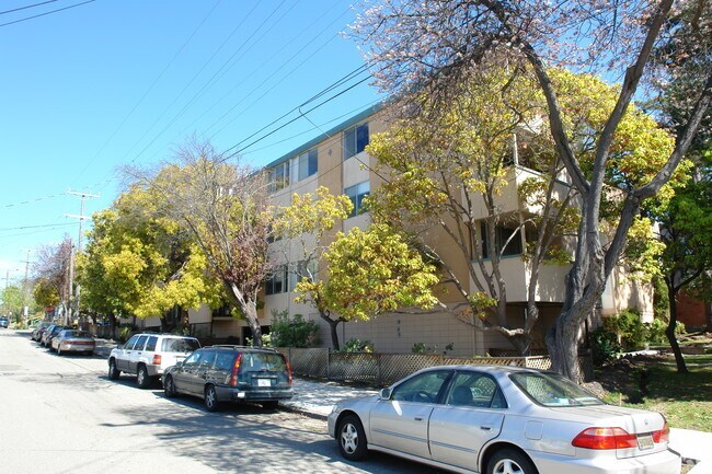1930 Vine Street, Berkeley, CA 94709 photo 2
