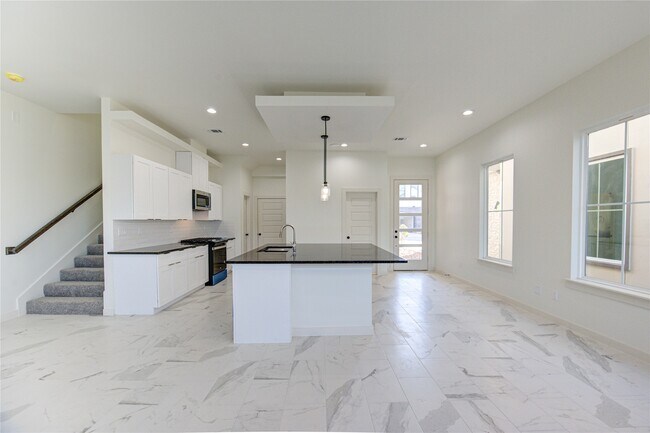 2920 El Fenice Lane, Houston, TX 77057 photo 4
