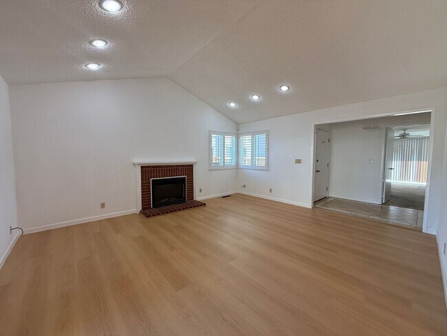 3257 Tenley Dr San Jose, CA 95148 photo 3