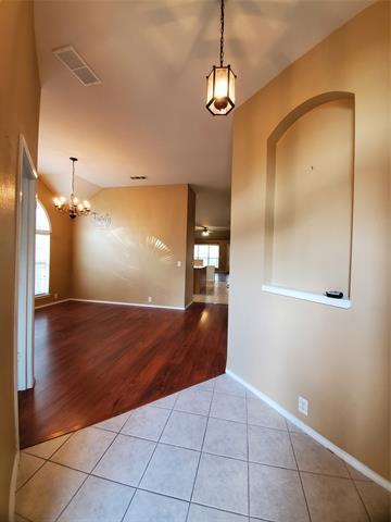 4017 Chinaberry Dr Garland, TX 75043 photo 3