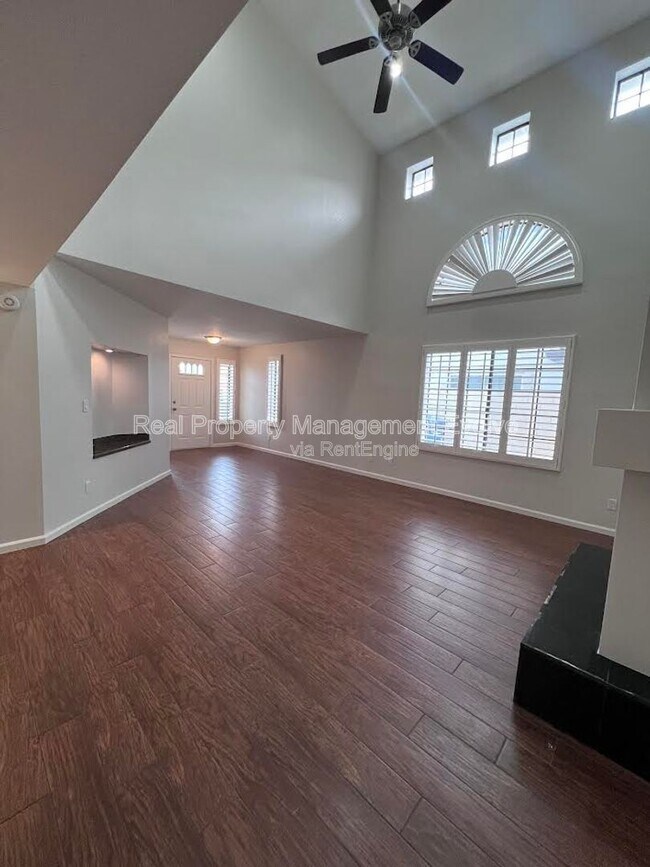 1205 East Michigan Ave Phoenix, AZ 85022 photo 5