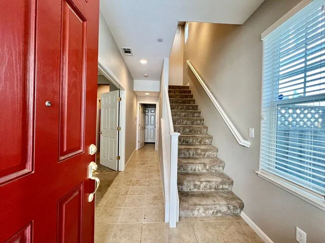 720 Wintergreen Ct Napa, CA 94559 photo 3