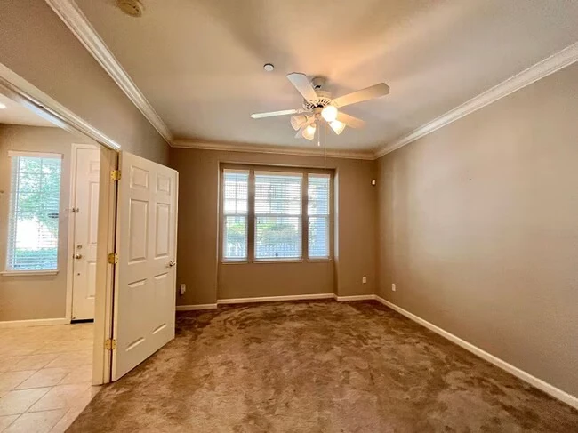 720 Wintergreen Ct Napa, CA 94559 photo 4