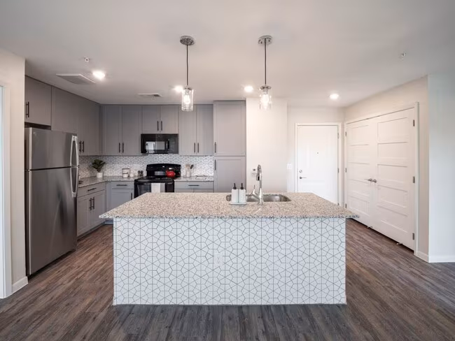 4611 N Interstate 35 Frontage Rd Austin, TX 78722 photo 4