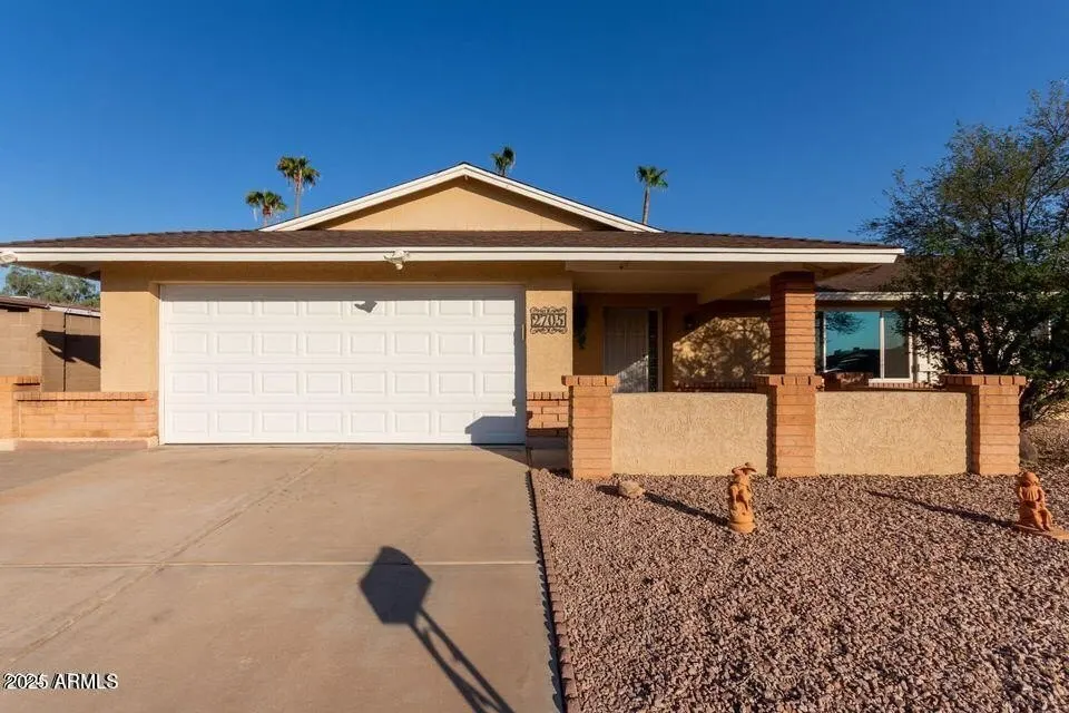 2705 W Summit Pl Chandler, AZ 85224