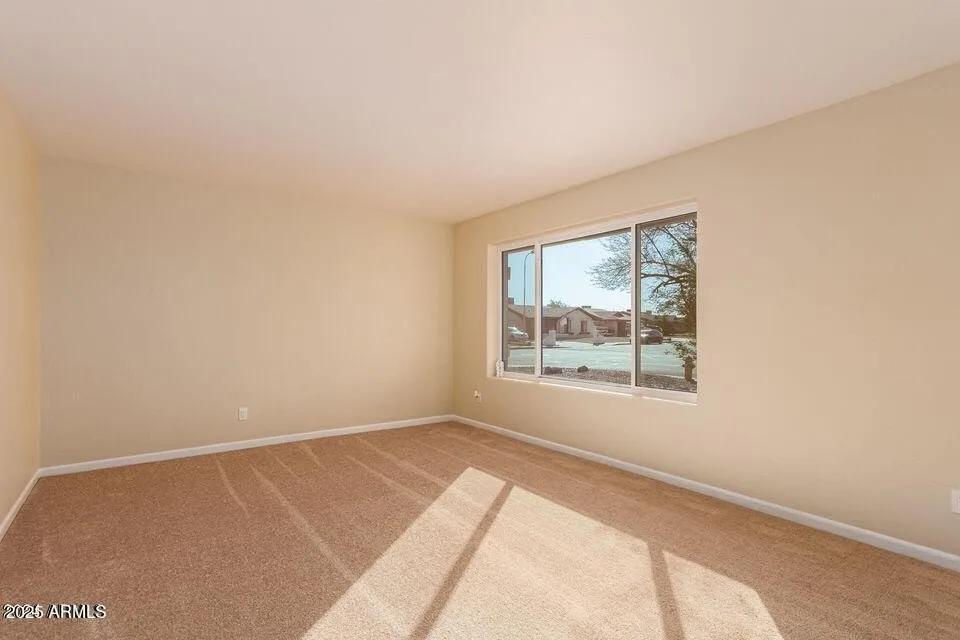 2705 W Summit Pl Chandler, AZ 85224 photo 5