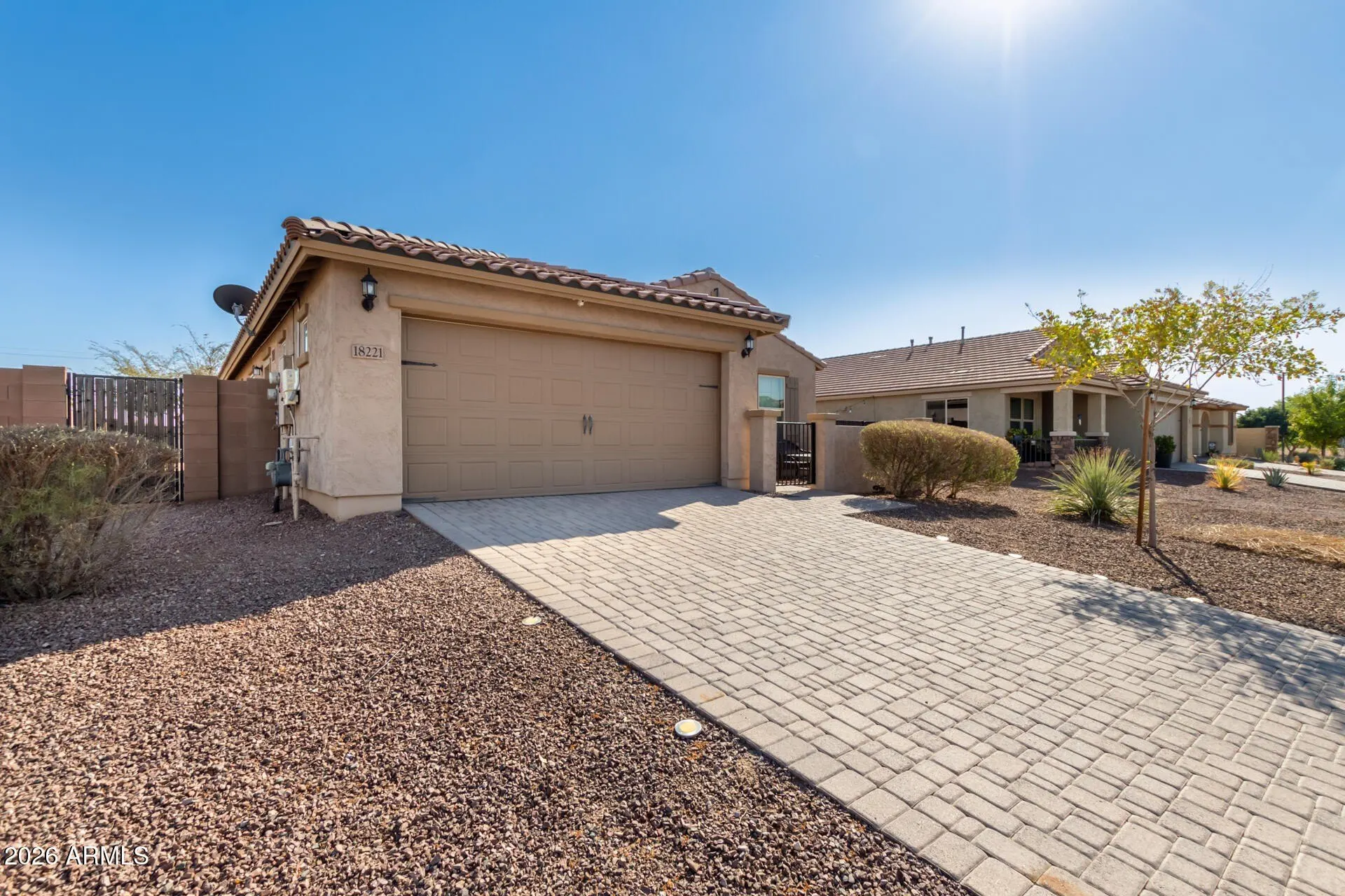 18221 W Pueblo Avenue photo 2