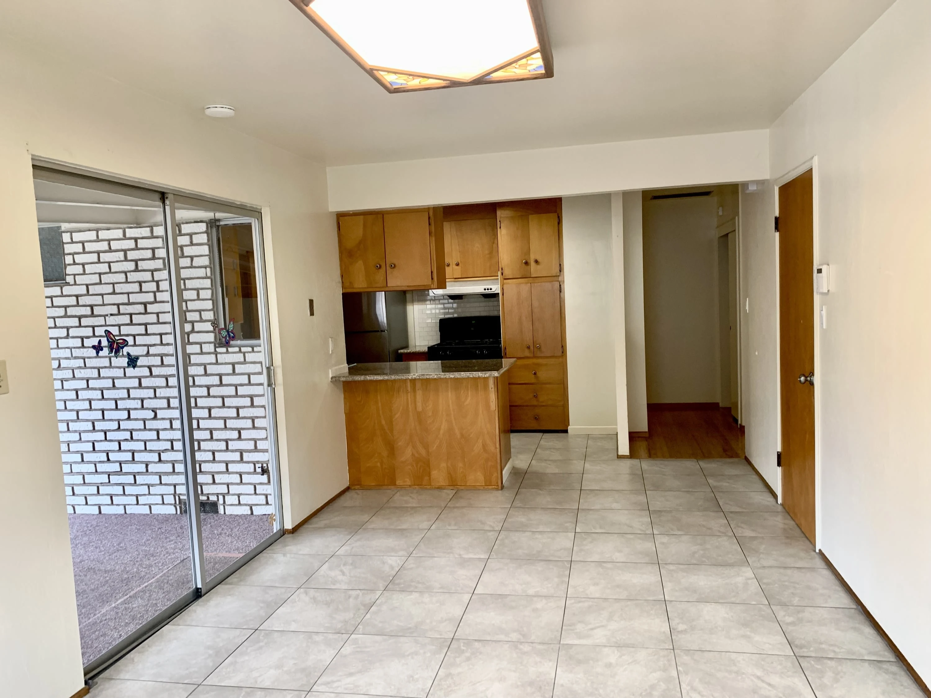 831 Vía Bregani San Lorenzo, CA 94580 photo 2