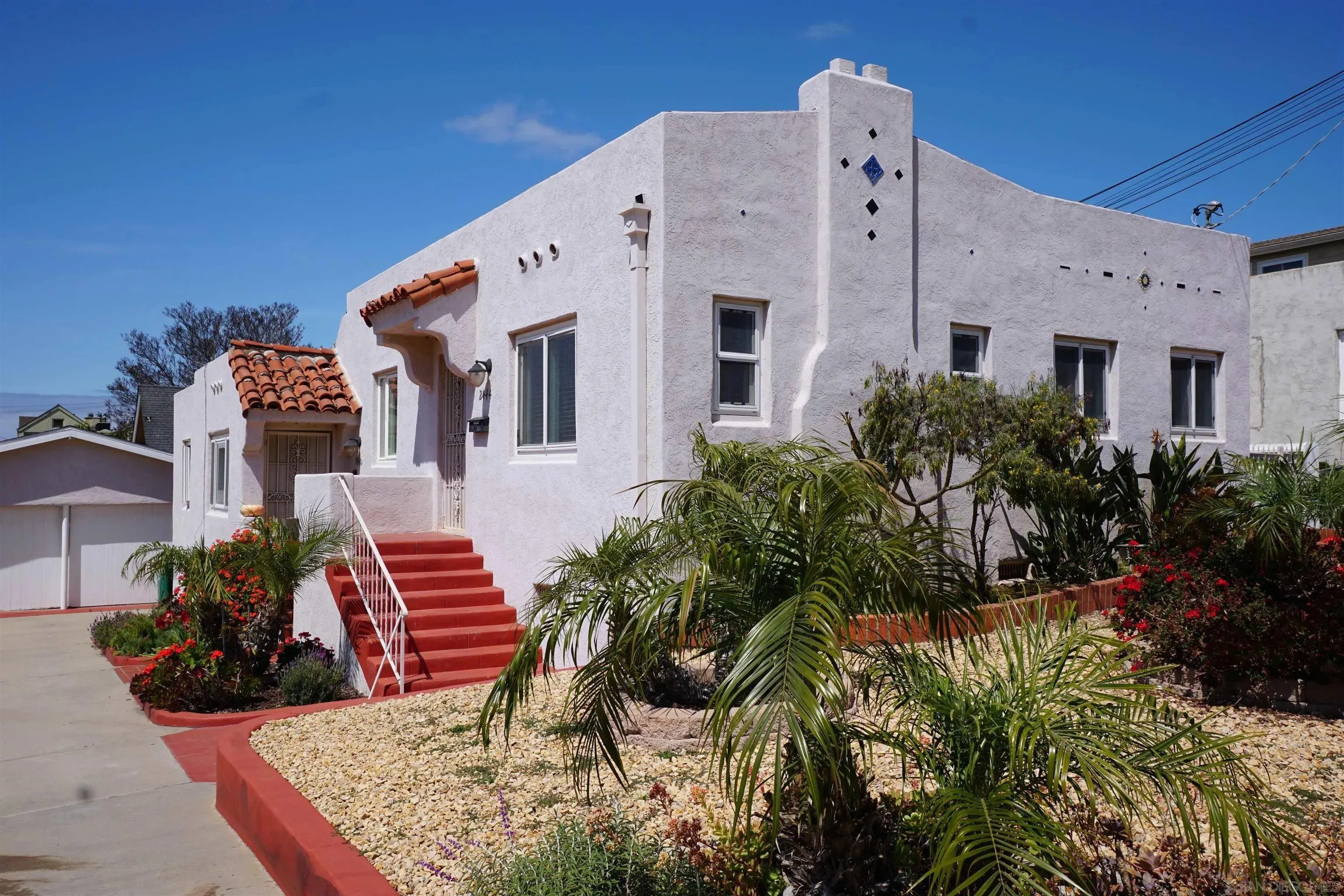 2444 Curlew St San Diego, CA 92101