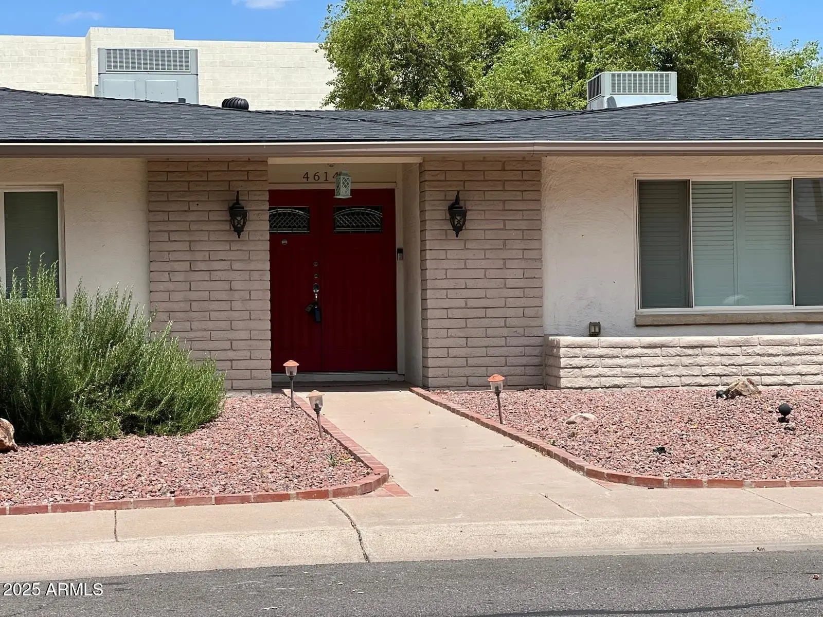 4614 S Kachina Dr Tempe, AZ 85282 photo 4