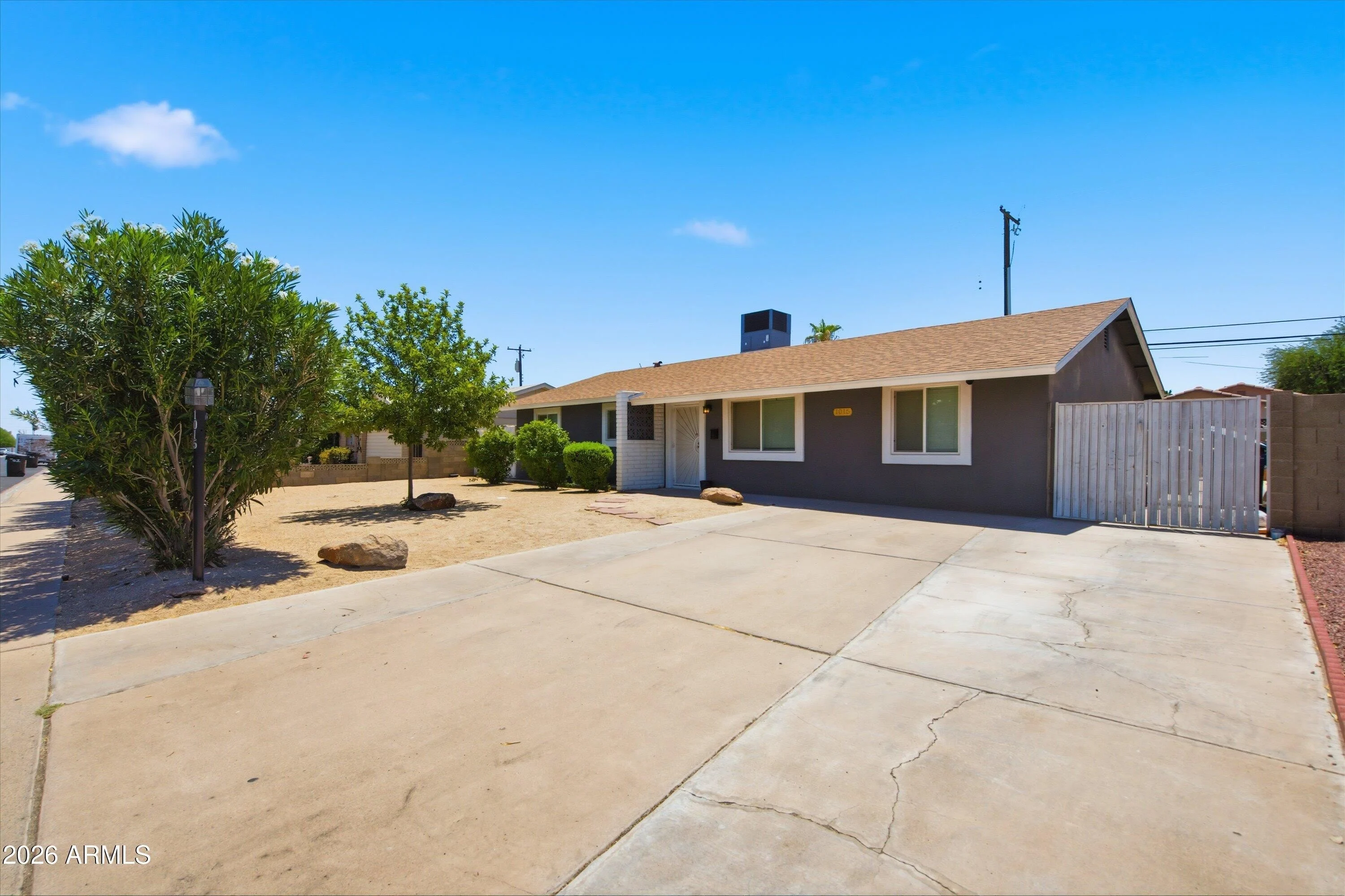 1015 E Marigold Ln Tempe, AZ 85288