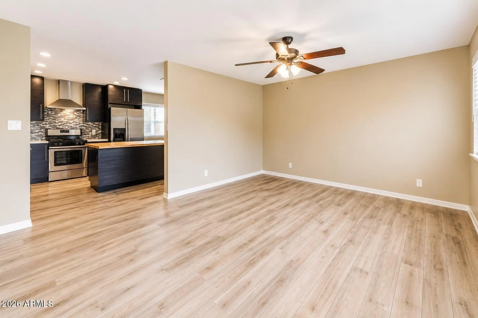1015 E Marigold Ln Tempe, AZ 85288 photo 5