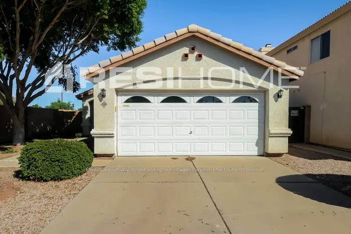 2162 W Osage Ave Mesa, AZ 85202 photo 2
