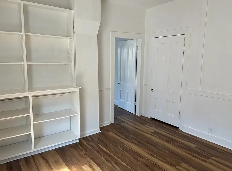310 Chestnut St Apt 2 photo 5