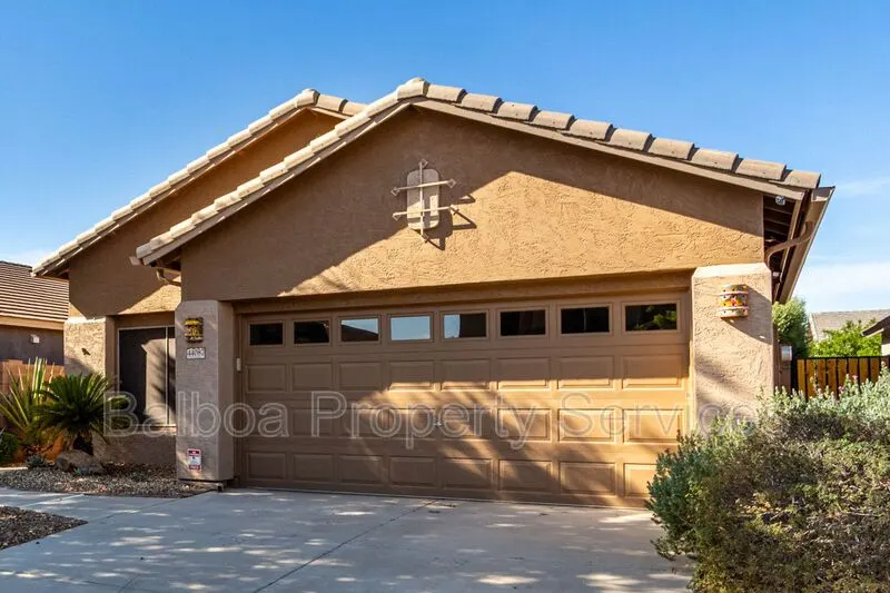 44087 W Granite Dr photo 3