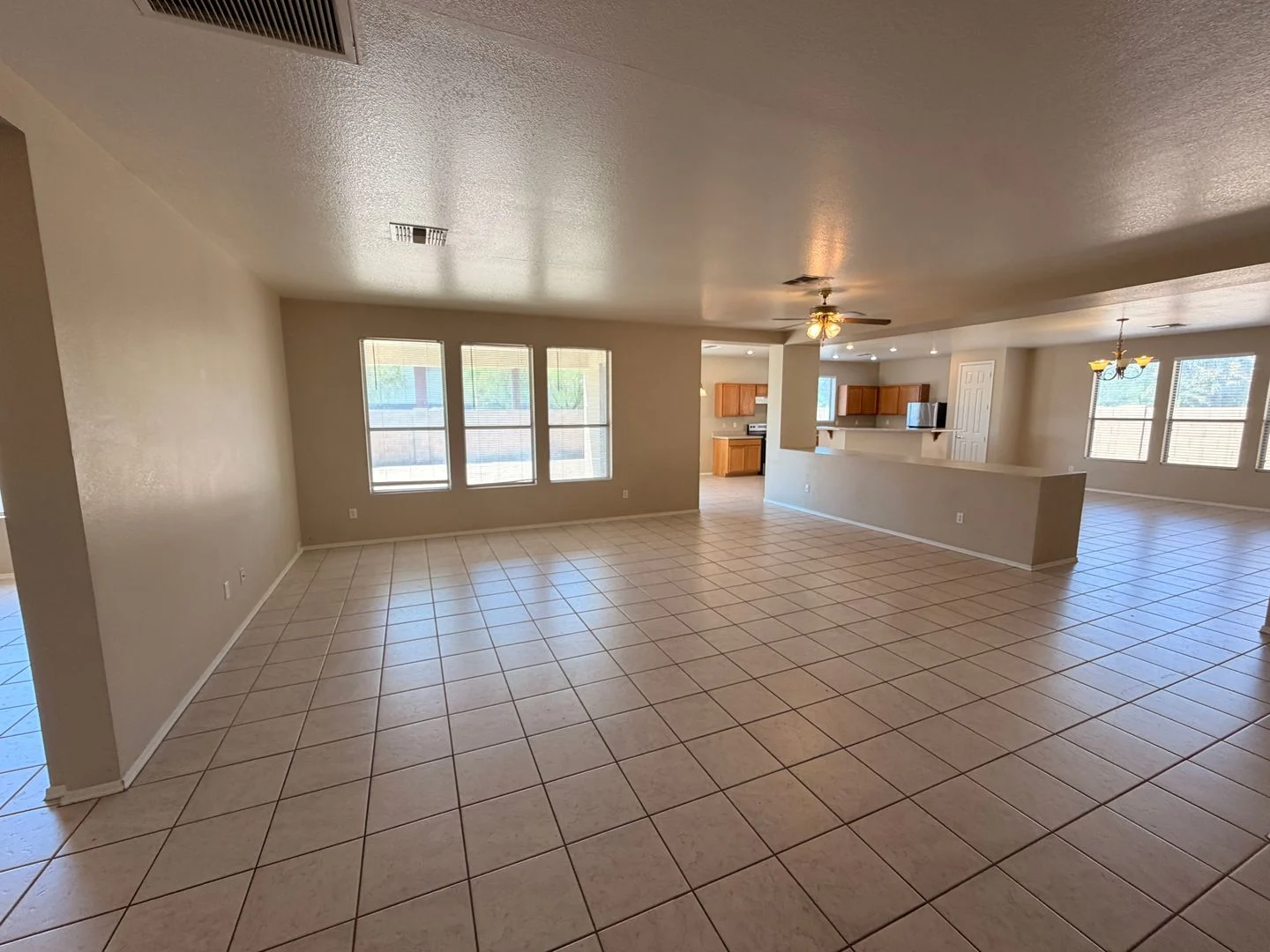 9817 W Las Palmaritas Dr photo 3