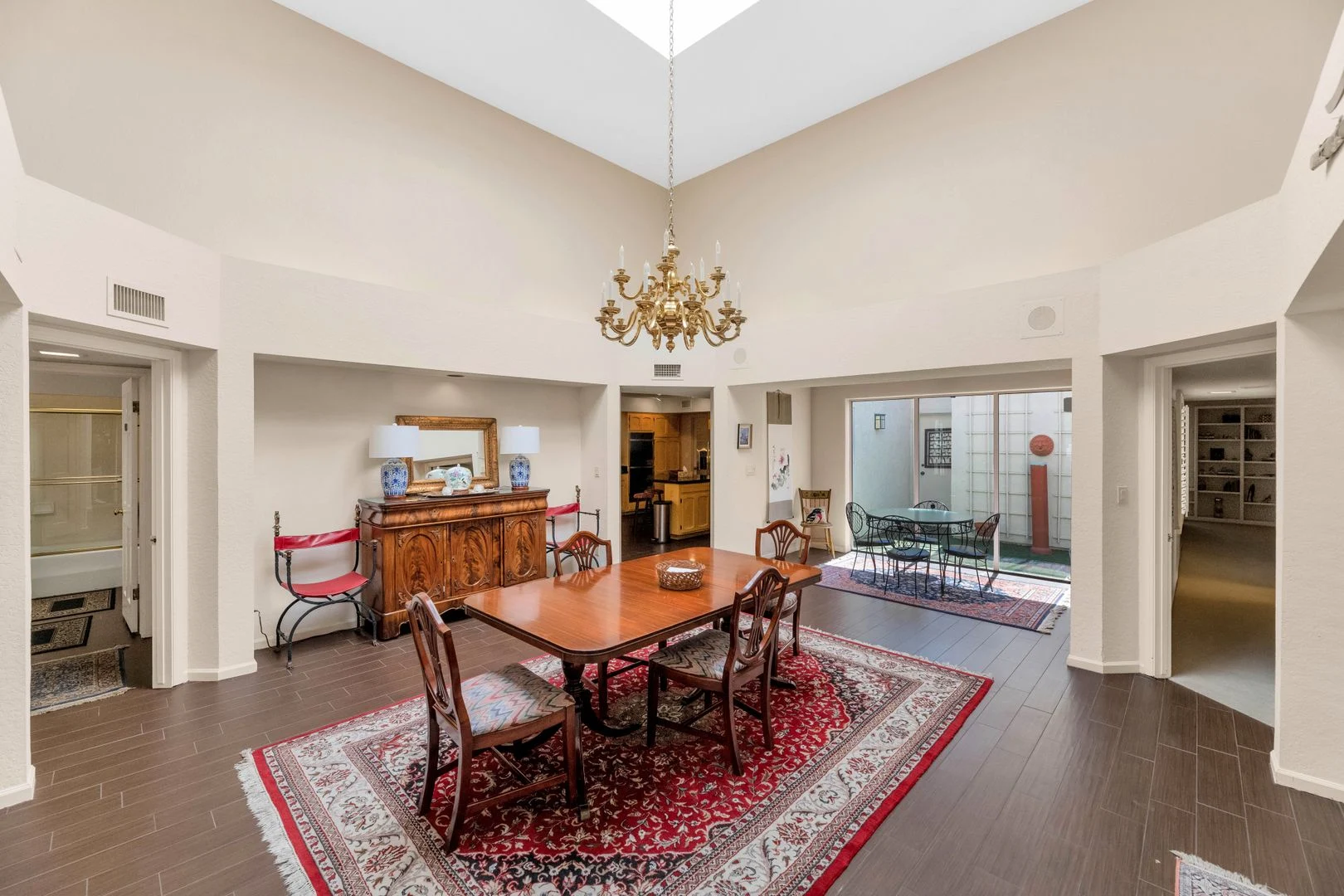 Rates Vary: photo 5