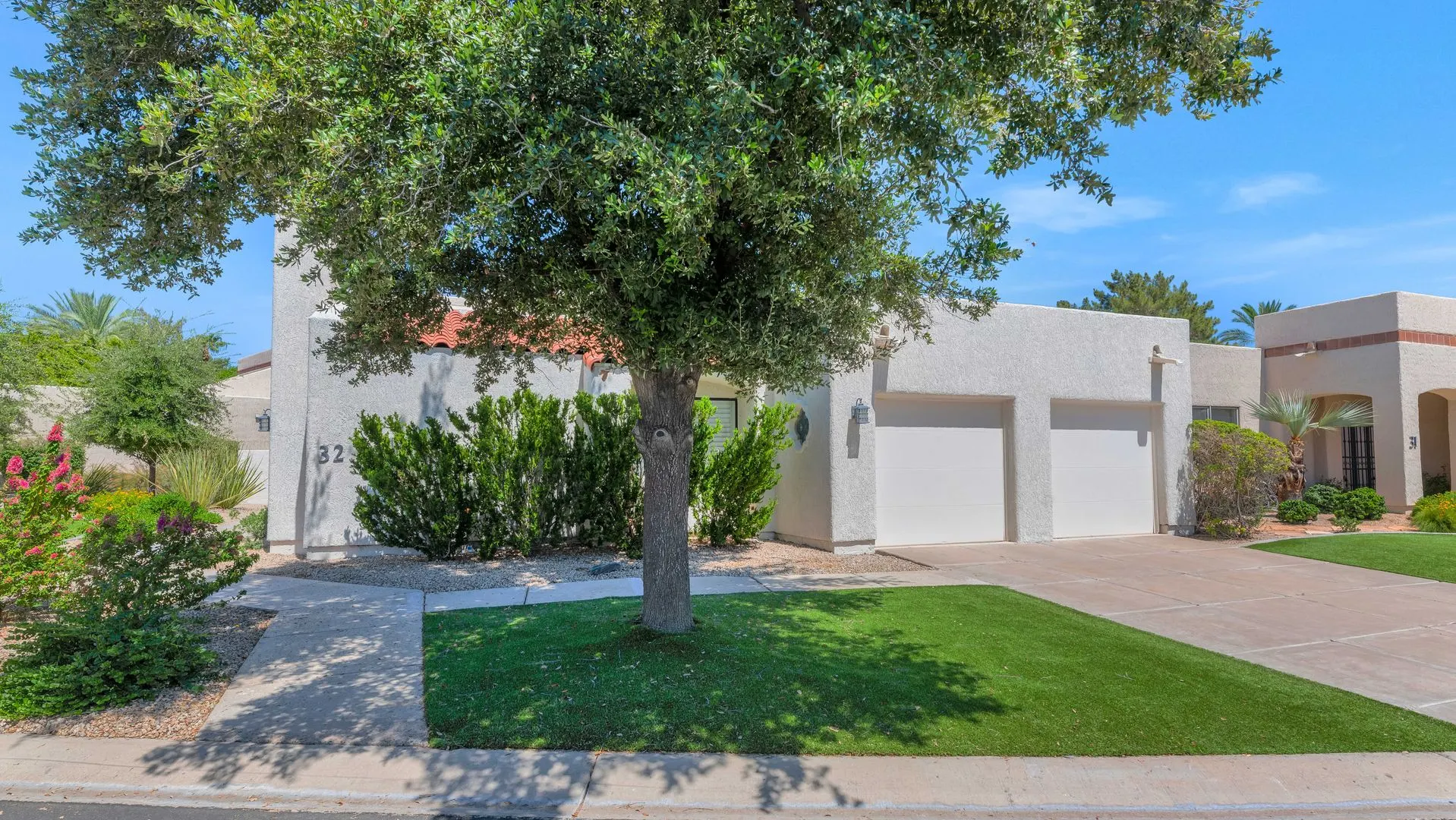 Rates Vary: photo 2