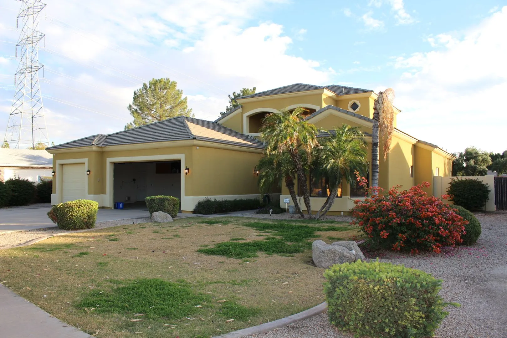 3953 East Flossmoor Avenue, Mesa, AZ 85206 photo 2