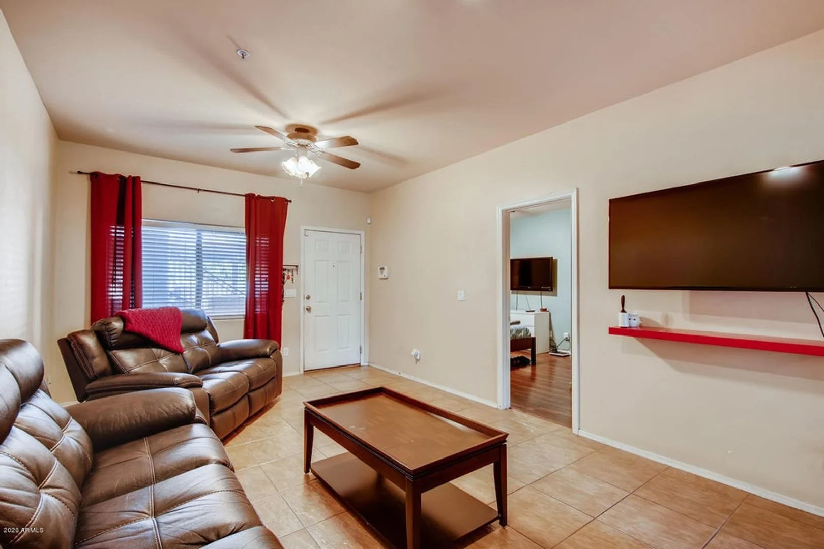Spacious 2 Bed 2 Bath Tempe Condo - 1st Floor photo 4