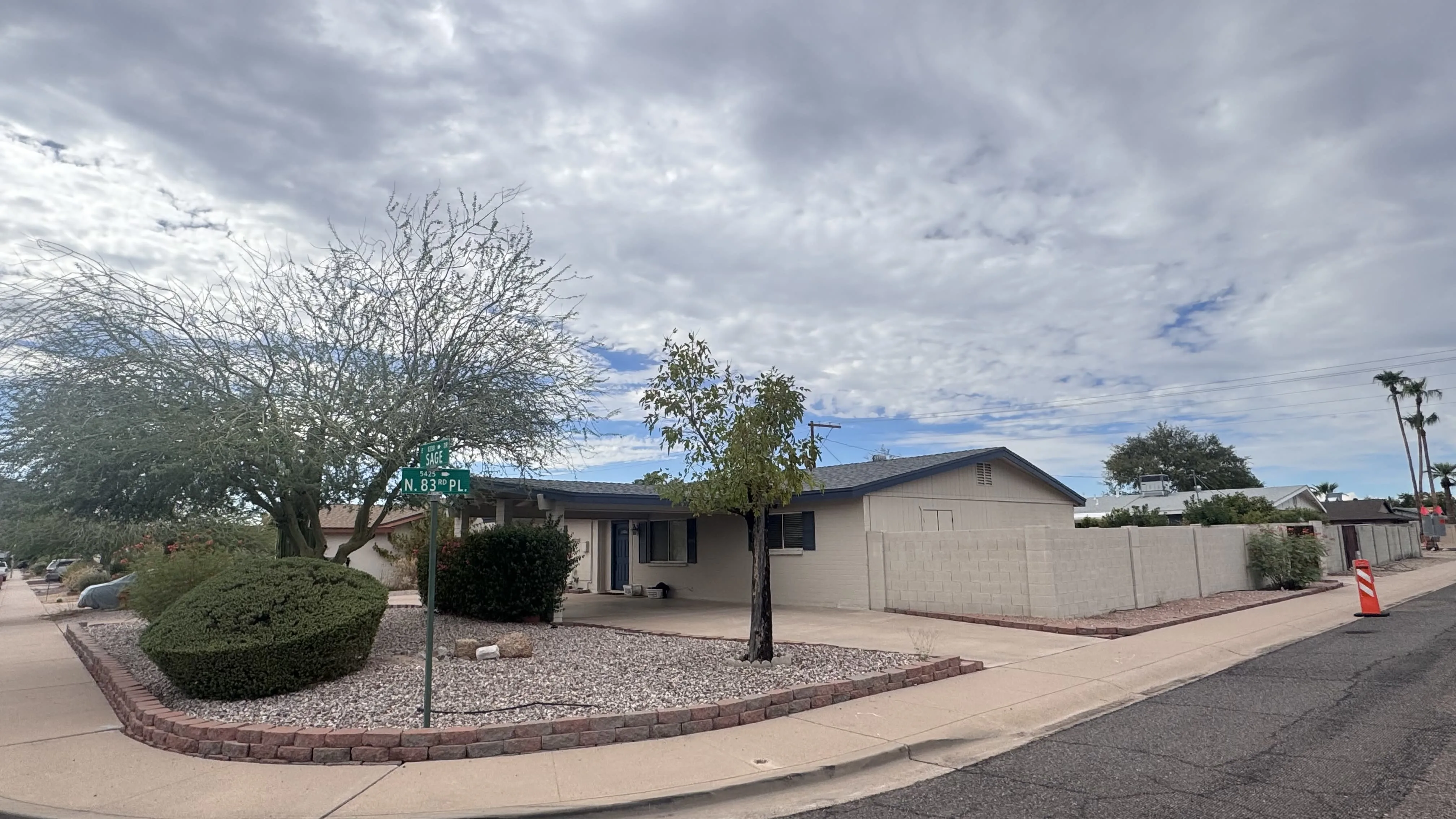 8326 E Sage Dr photo 2