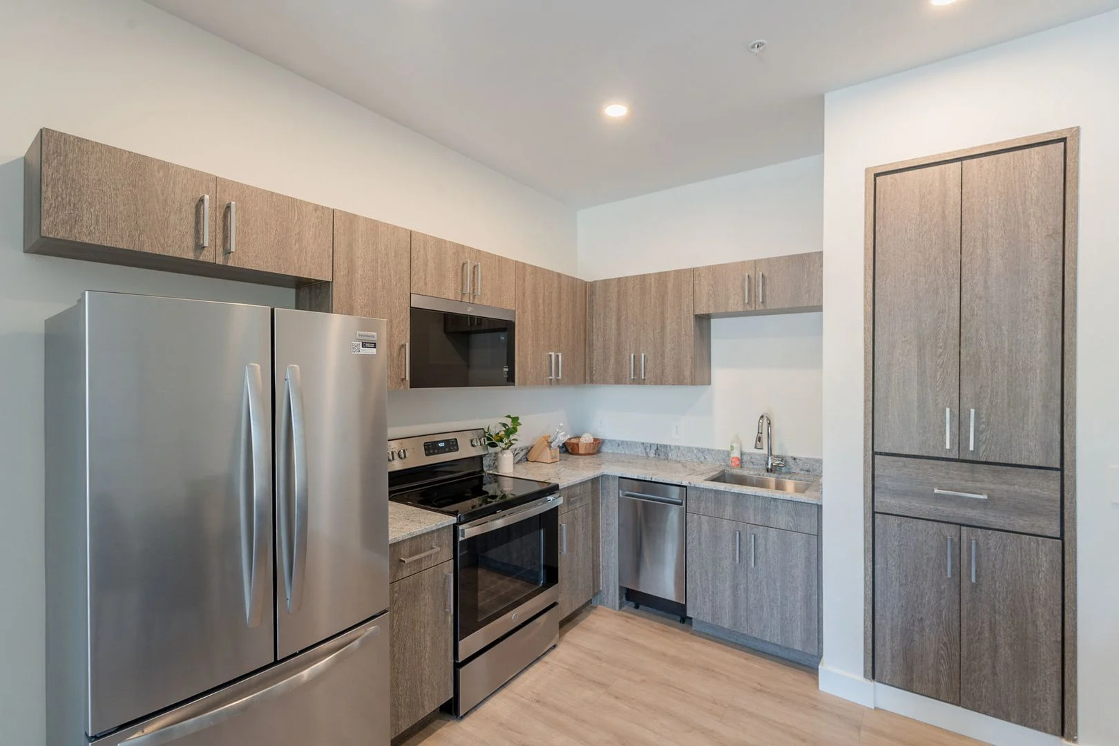 4439 W Palmaire Ave unit 245