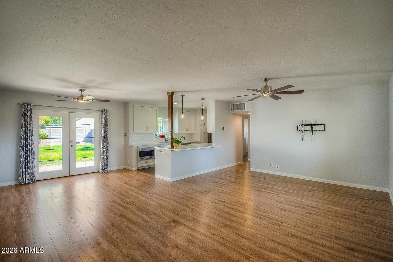 1526 W Windsor Ave Phoenix, AZ 85007 photo 3