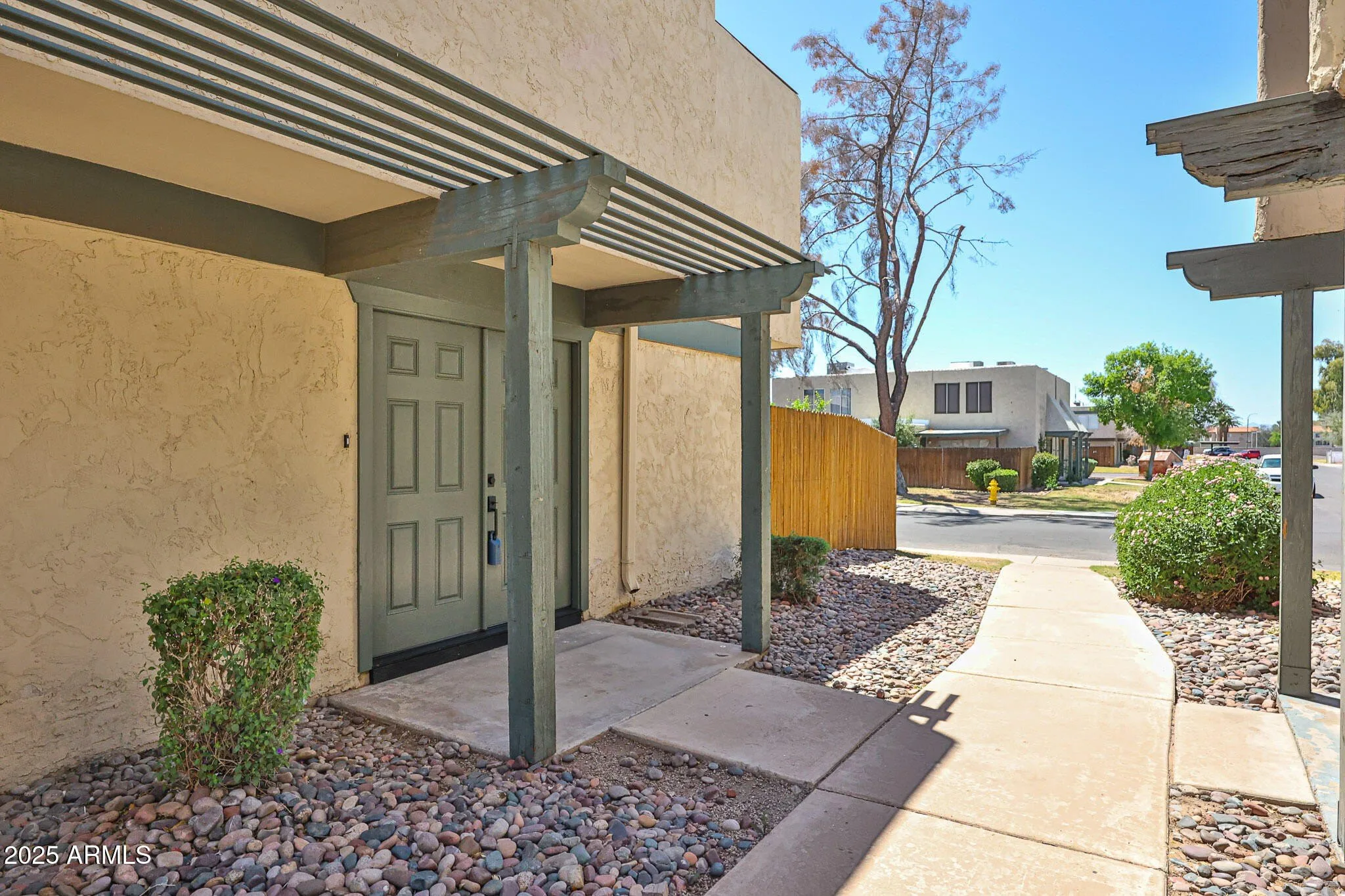 6024 W Golden Ln Glendale, AZ 85302