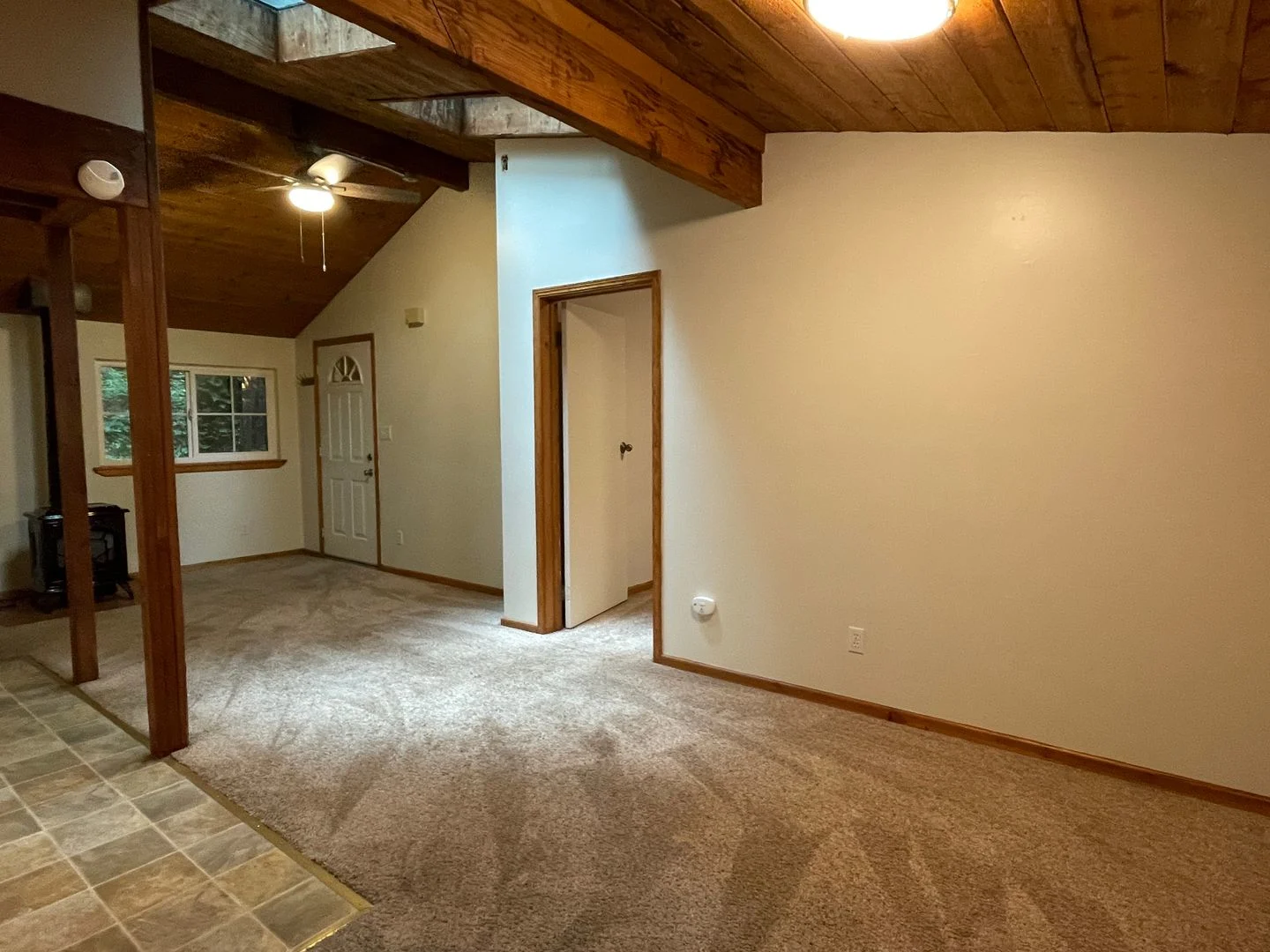 One bedroom Private Hilltop home washer, dryer, decks, redwoods photo 5